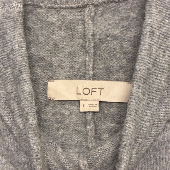 LOFT Heather Gray Mock Neck Sweater Size S - Picture 3 of 4
